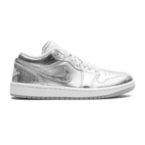 Jordan 1 Low Metalic Silver  (wmns)